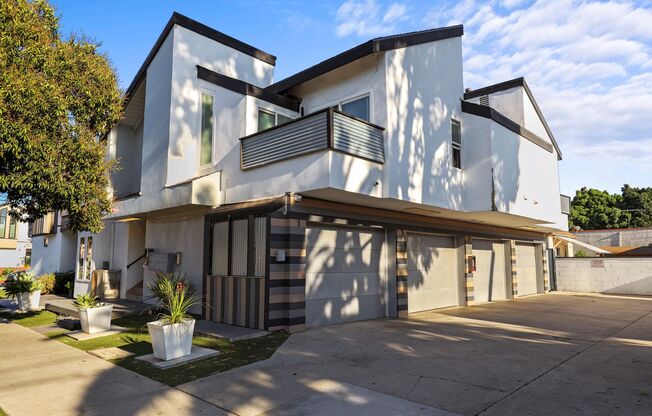 850 N. Van Ness Avenue Apartments