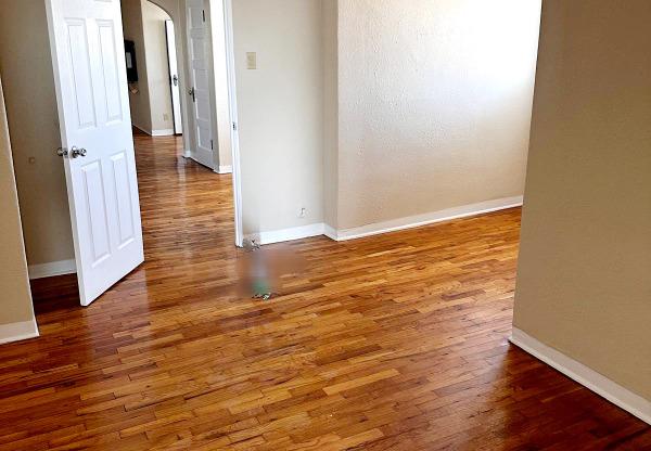 1210 N OREGON