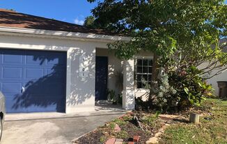 Experience this Large Cape Coral 3 bedroom 2 bath duplex with 1 car garage and screened in lanai.