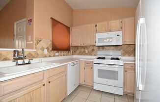 1 bed, 1 bath, $1,200, Unit # 2135