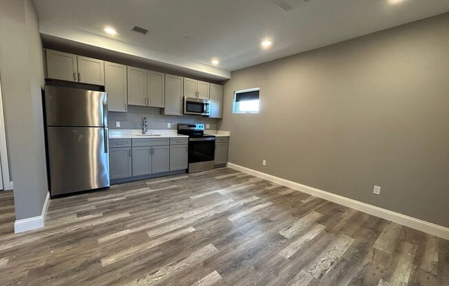 2 beds, 1 bath, 655 sqft, $3,100, Unit 501