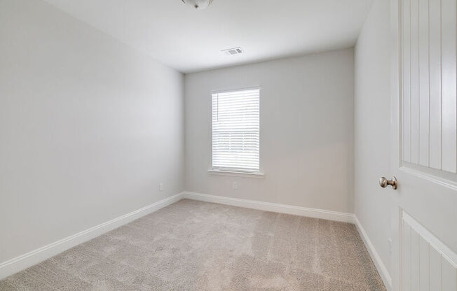 37 BELLEAU WOODS CIR