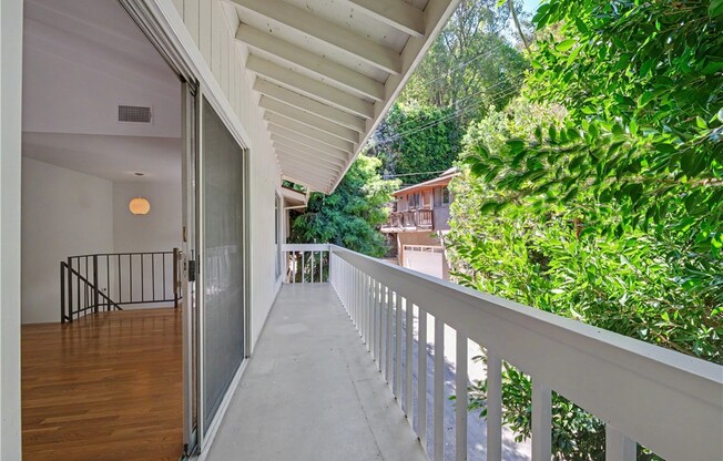 10424 Oletha Ln.