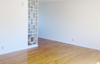 1 bed, 1 bath, 800 sqft, $895, Unit 12