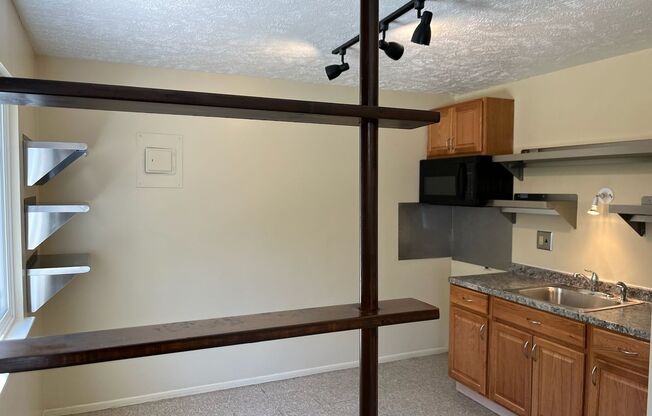 Reside 517 LLC