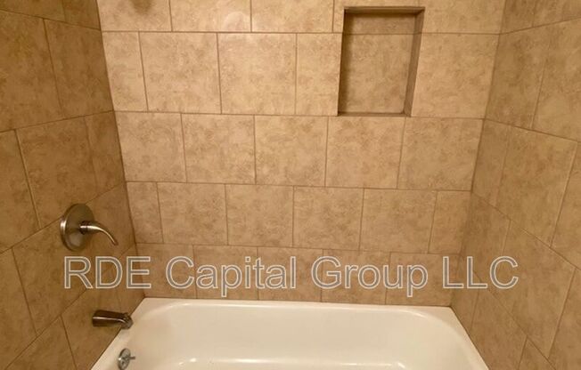 434 NW 23 ST