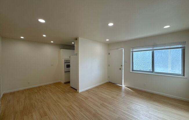 317 Warwick- 270- 1196/2701