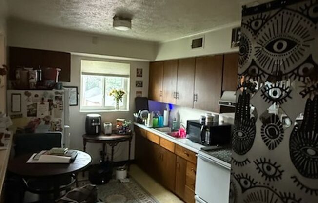 7301 McClure Ave. [ESCROWED]