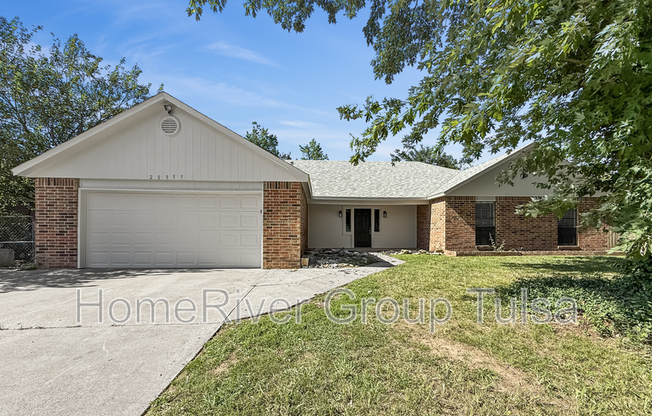20957 E 35 PL S