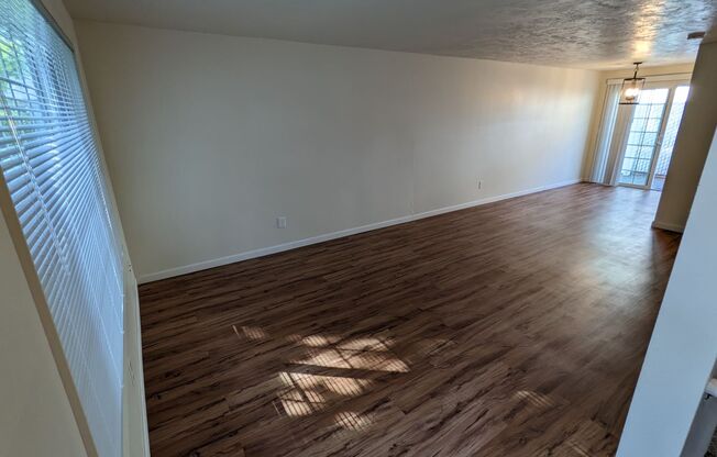 2 beds, 1.5 baths, 900 sqft, $1,425, Unit 7873