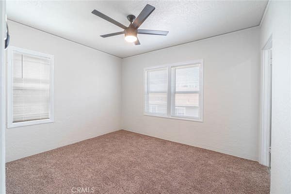 713 W 14 ST