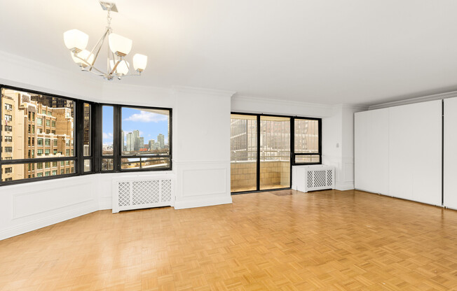 1 bed, 1.5 baths, 1,074 sqft, $6,500, Unit 10D