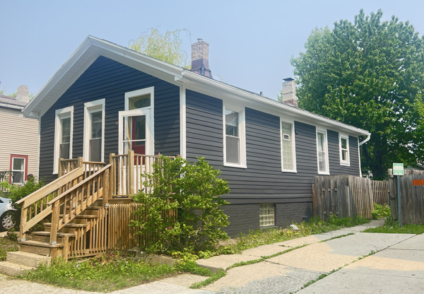 310 W SCOTT ST