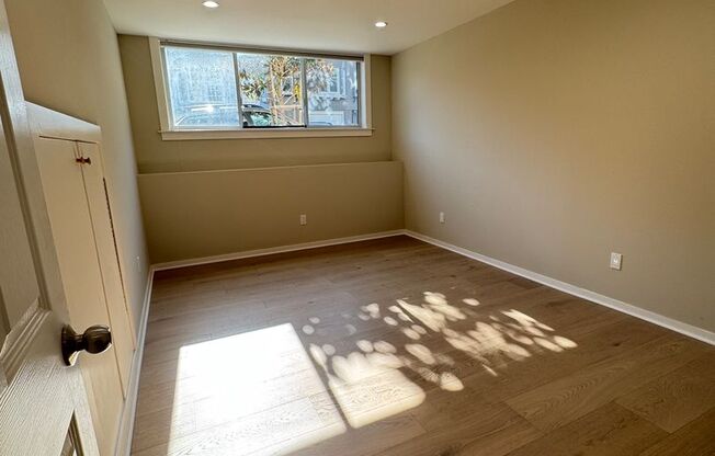 2340 Union Street (1369r)