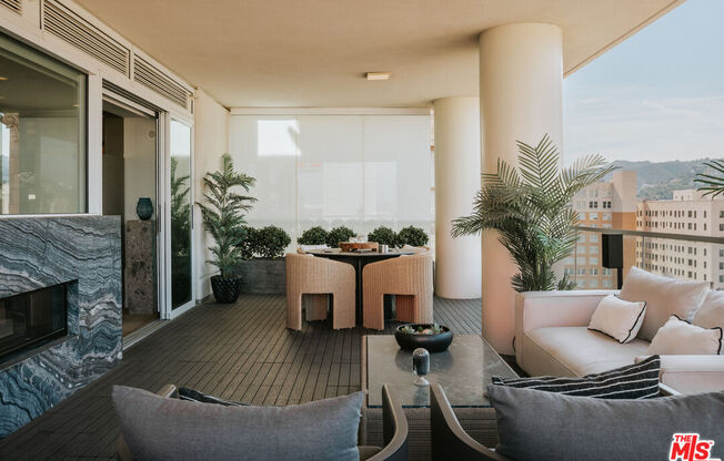 3 beds, 4 baths, 3,270 sqft, $19,995, Unit 14A