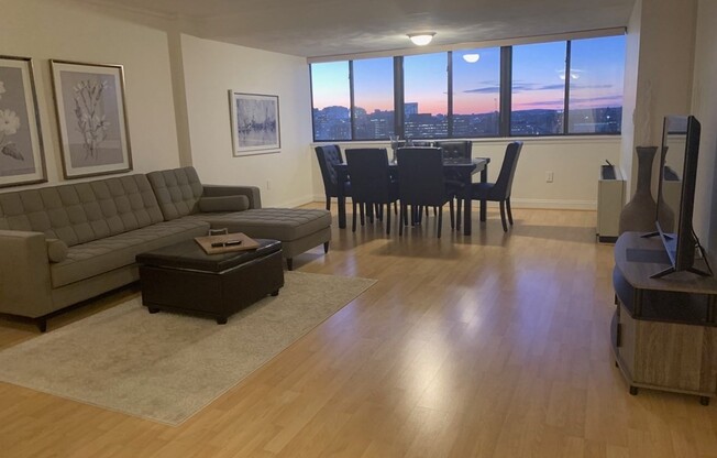 6 Whittier Pl