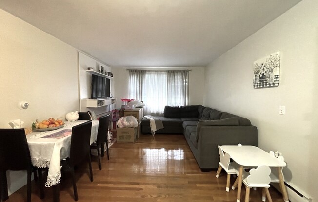 17 Carey Ave