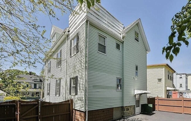 23 Fairmont St.