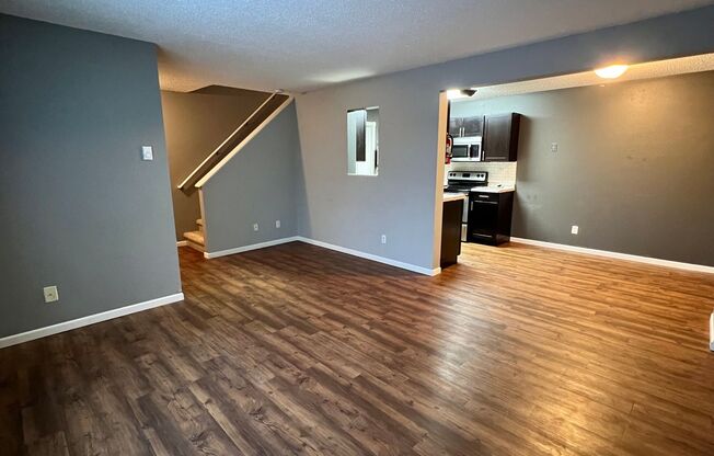 Updated Townhome in South Fargo with Move in Incentive!!