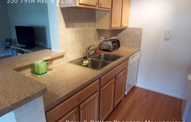 350 79th Ave N #136