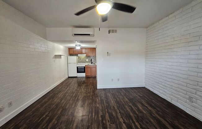 Hampton Court Apartments