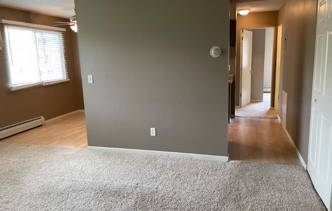 2 beds, 1 bath, $1,399