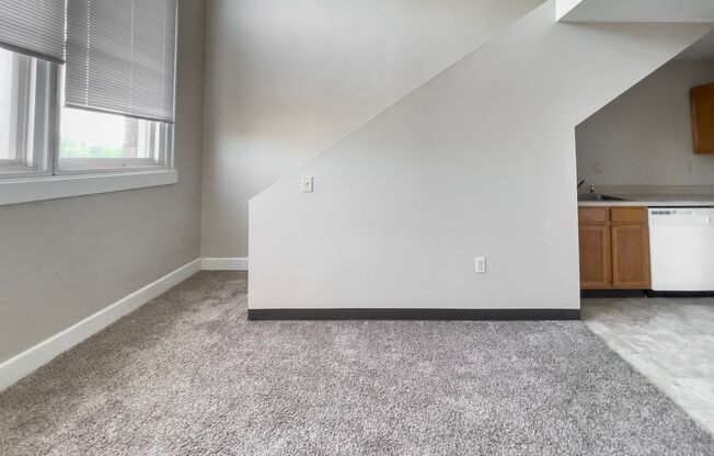 1 bed, 1 bath, 725 sqft, $725, Unit 358