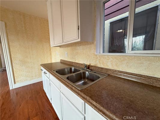 1946 NEW ENGLAND ST
