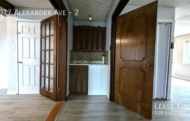 3077 ALEXANDER AVE