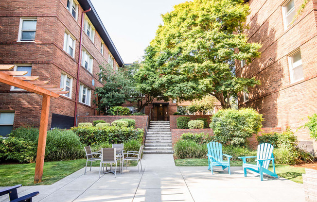 Common Patio at Cadence, Seattle, WA