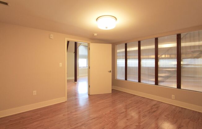 2 beds, 2.5 baths, 1,700 sqft, $1,950, Unit 410
