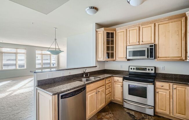 Luxury condo located in the heart of Cherry Creek! Secure Building and Garage Parking!