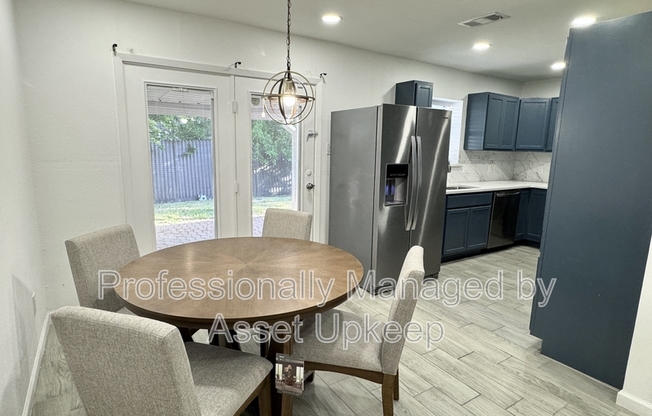 3646 COUNTRY CLUB DR W