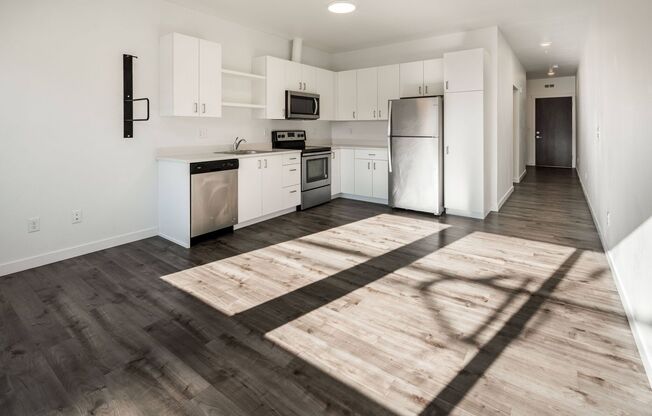 1 bed, 1 bath, 590 sqft, $1,250, Unit 108