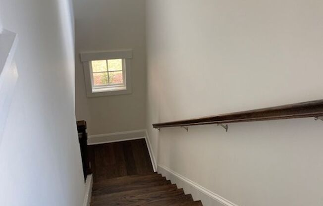 3 beds, 2.5 baths, $2,900