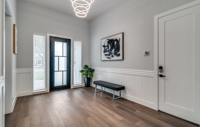 1010 W F