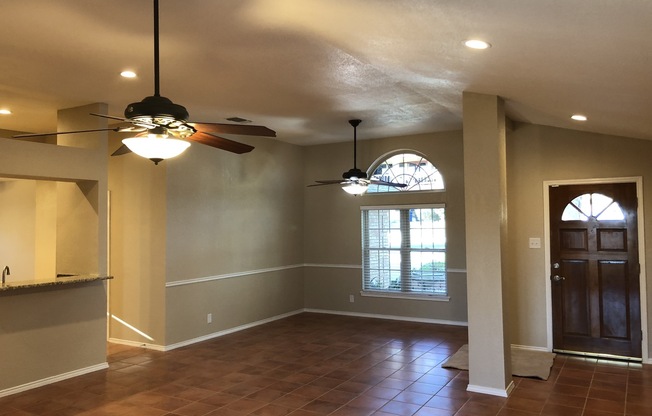 3 beds, 2 baths, $1,840