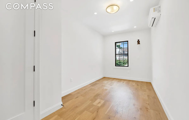 297 HOWARD AVE
