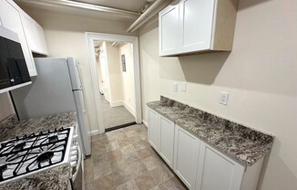 Studio, 1 bath, 350 sqft, $2,100, Unit 1