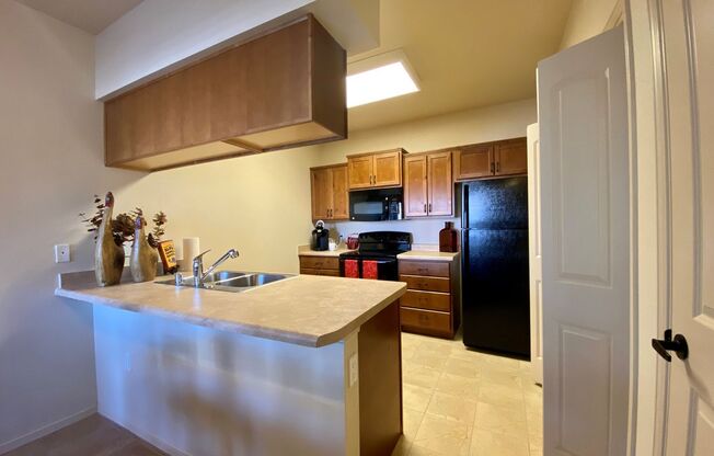 1 bed, 1 bath, 753 sqft, $1,250, Unit 3703