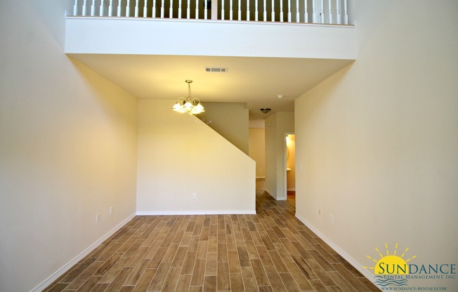 Beautiful 3 Bedroom 2 Story Townhouse in Fort Walton Beach!