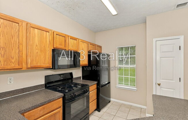 2 beds, 2.5 baths, 1,168 sqft, $1,395
