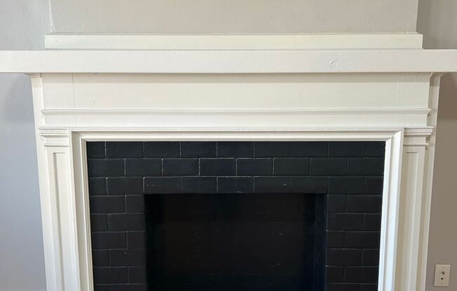 Colbert Apartments (3871 Farnam St.)