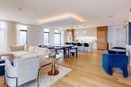 1 bed, 1 bath, 716 sqft, $3,600, Unit 720