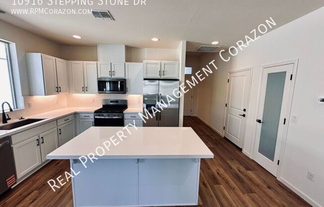 10916 STEPPING STONE DR