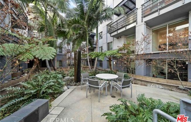 2 beds, 2 baths, 1,330 sqft, $3,600, Unit 510