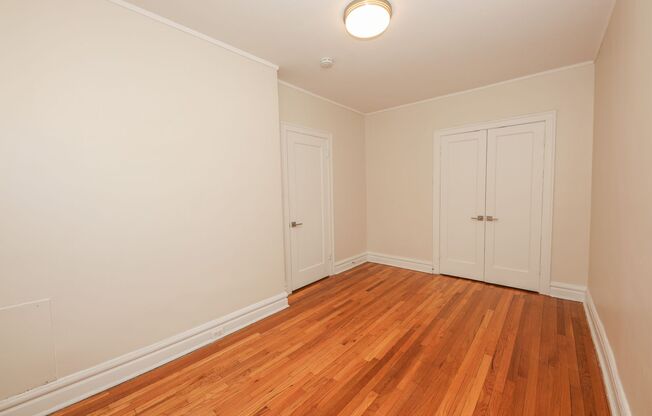 2 beds, 1 bath, 815 sqft, $1,945, Unit 509-2