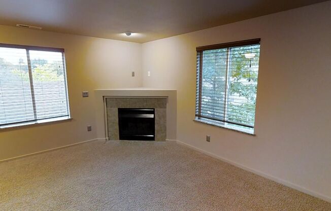 3 beds, 2 baths, 1,287 sqft, $2,189, Unit Q139