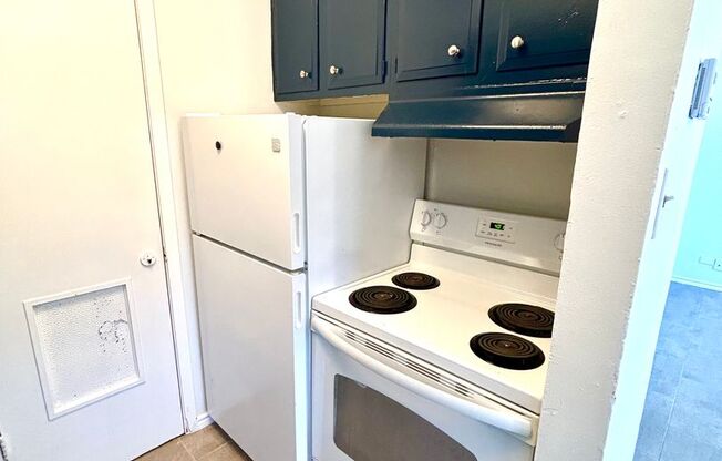 1 bed, 1 bath, 600 sqft, $795, Unit Unit 5