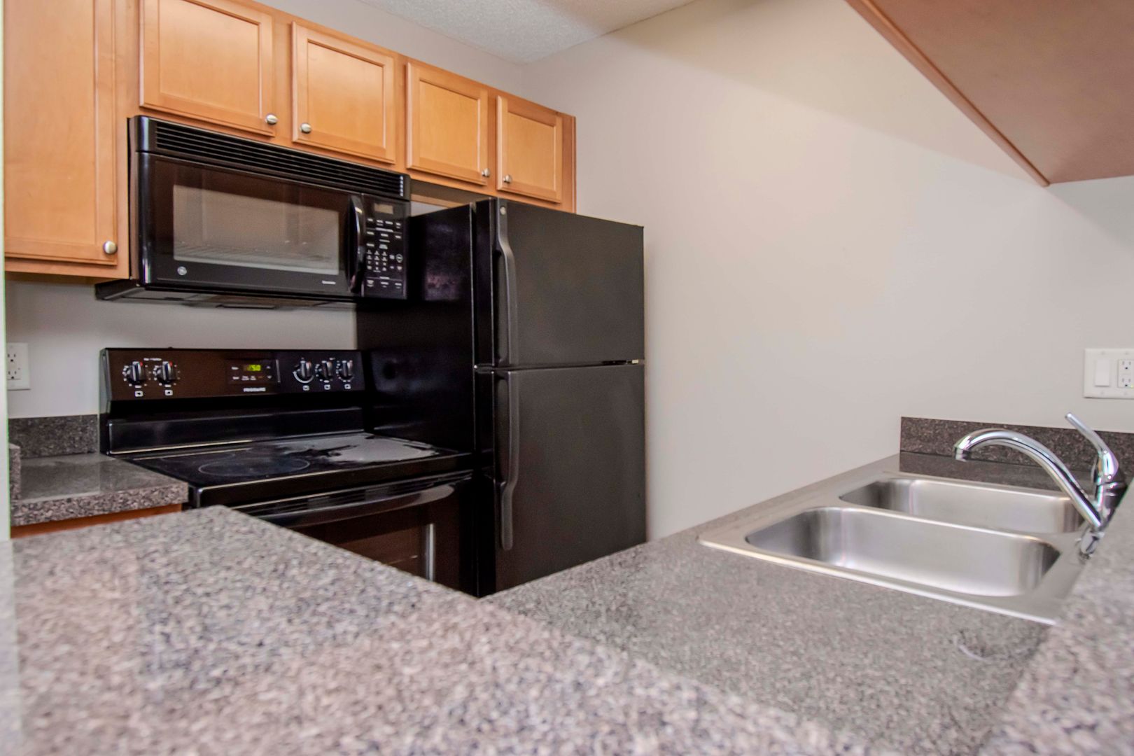 202 Lake Parsons Green #106
